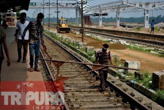 Railway suspension hits the crowd